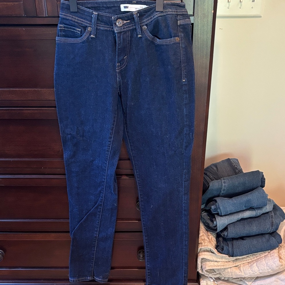 Levi's Women's Deep Blue Skinny Jeans